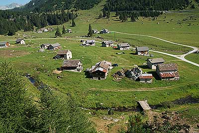 Schweiz Tessin Valle Leventina Ritom Tessin Pian Segno 024
